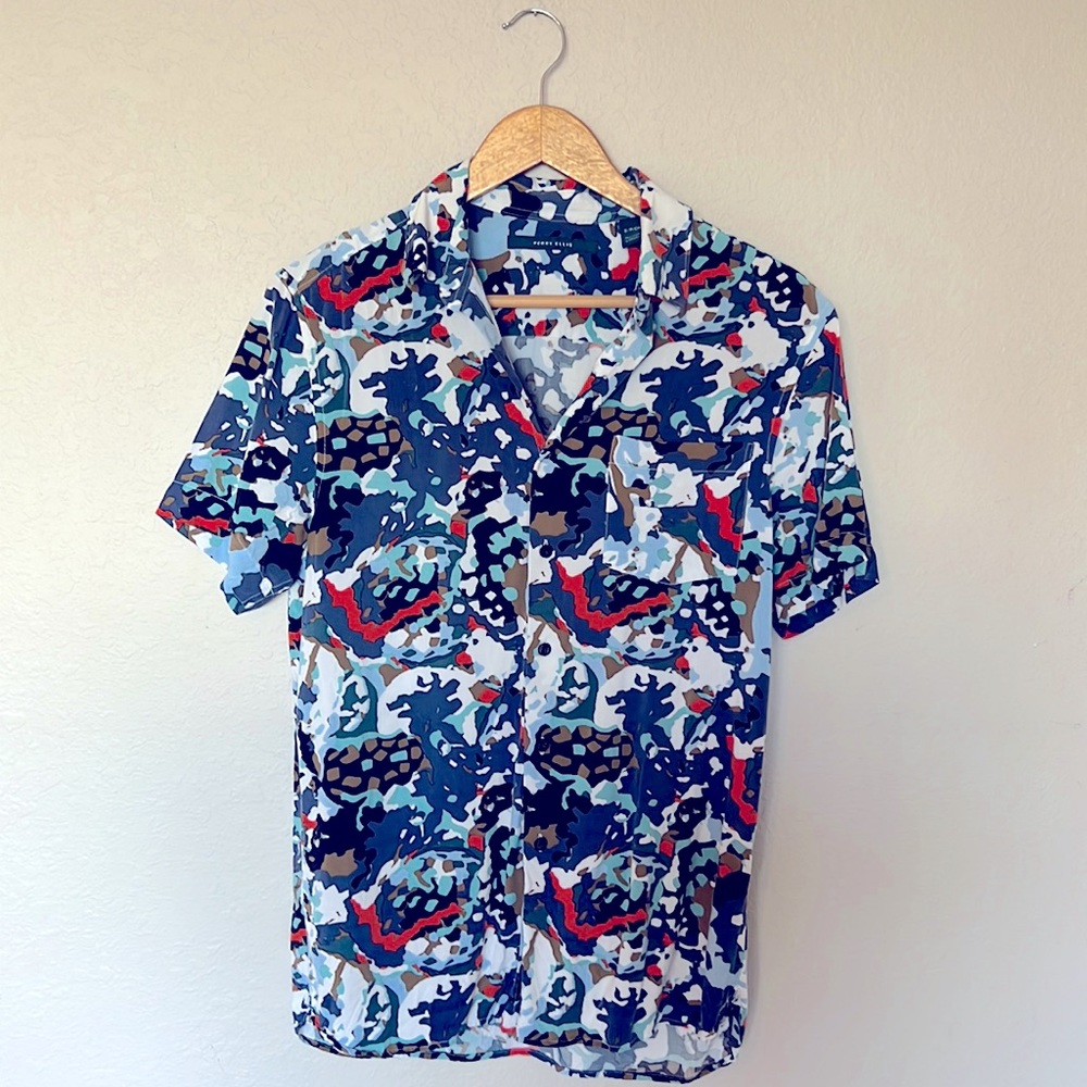 Silky abstract pattern Perry Ellis short sleeve